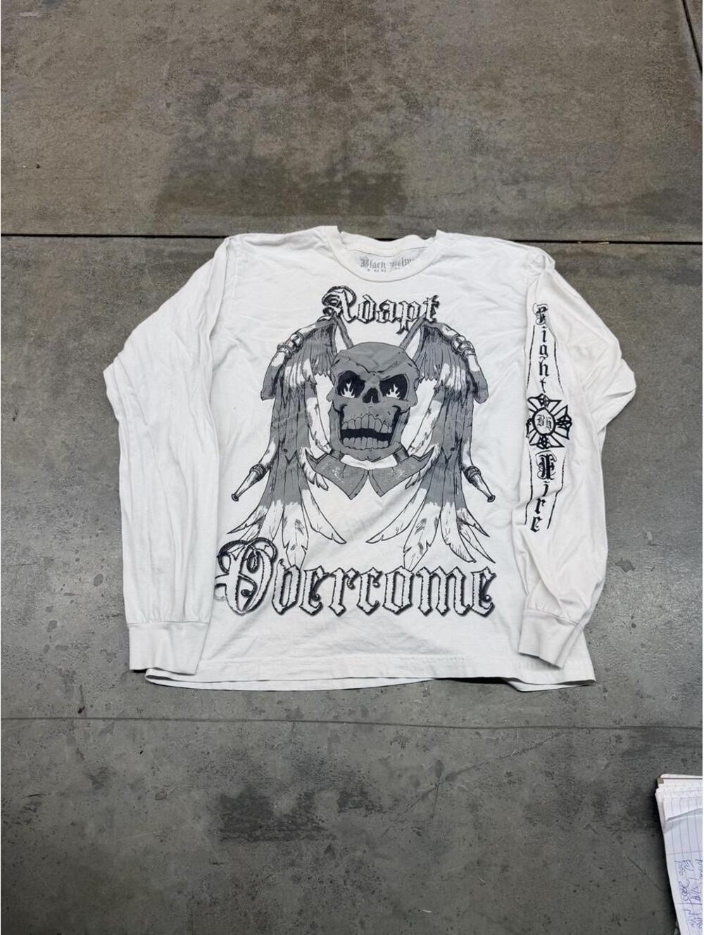 vintage adapt and overcome skull cross angel wings white shirt size medium